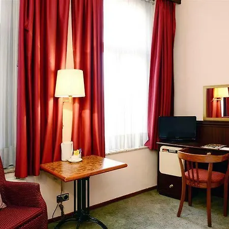 Amrath Grand De L'empereur Hotel 4*
